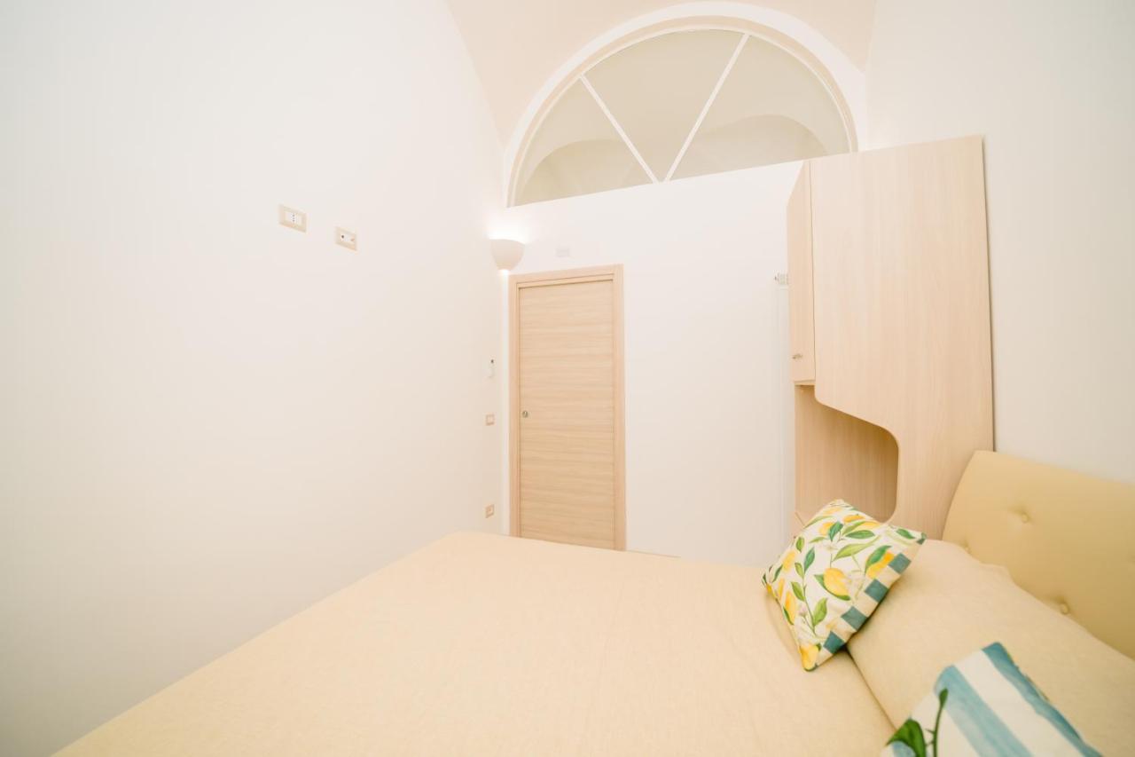 La Piazzetta Boutique * Scala
